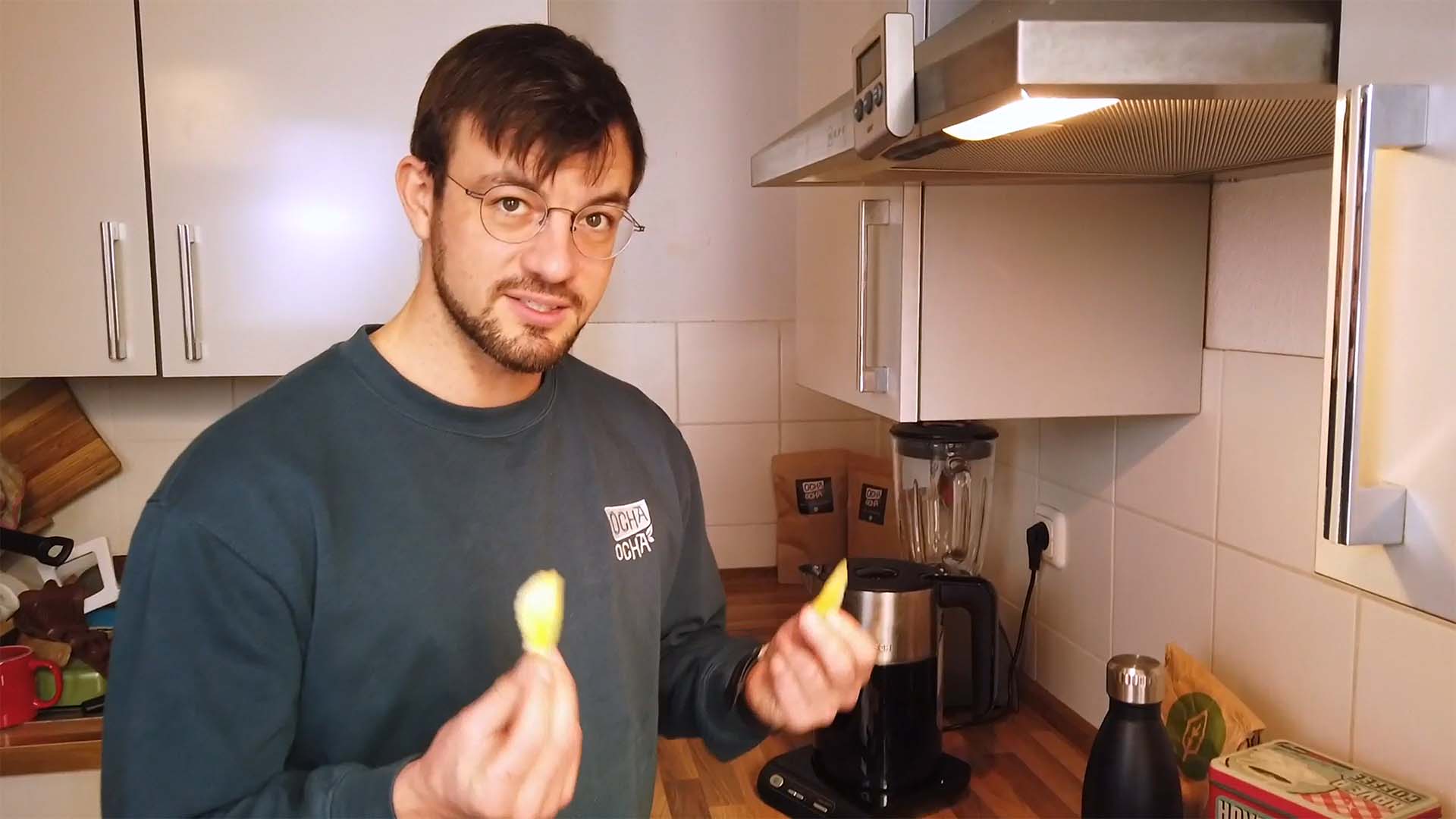 Chris von Ocha-Ocha in seiner Küche