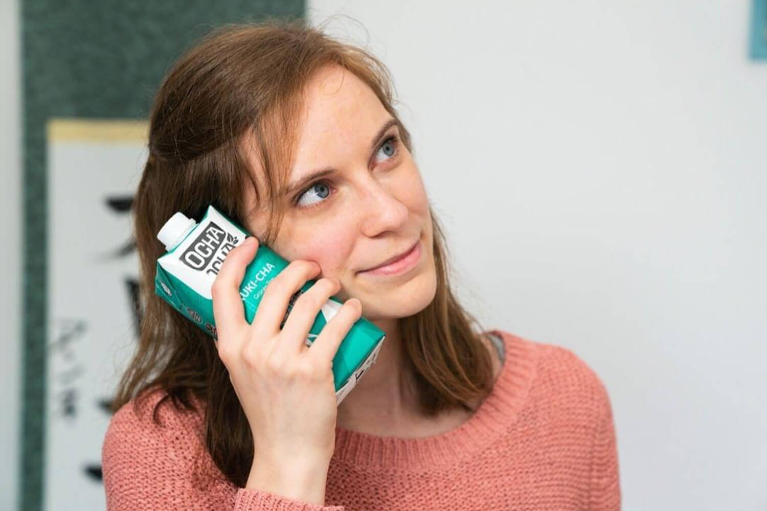 Anne aka Aprikosenklang mit Ocha-Ocha Grüntee im Design von 2020